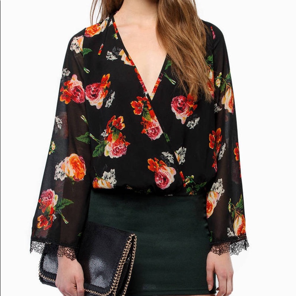 Cute floral top